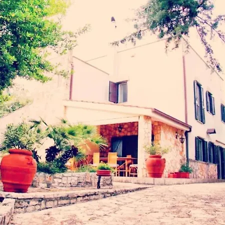 Casa Marisa Villa